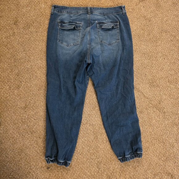 Torrid Size 18 Jogger Mid-Rise Jeans - Picture 10 of 11